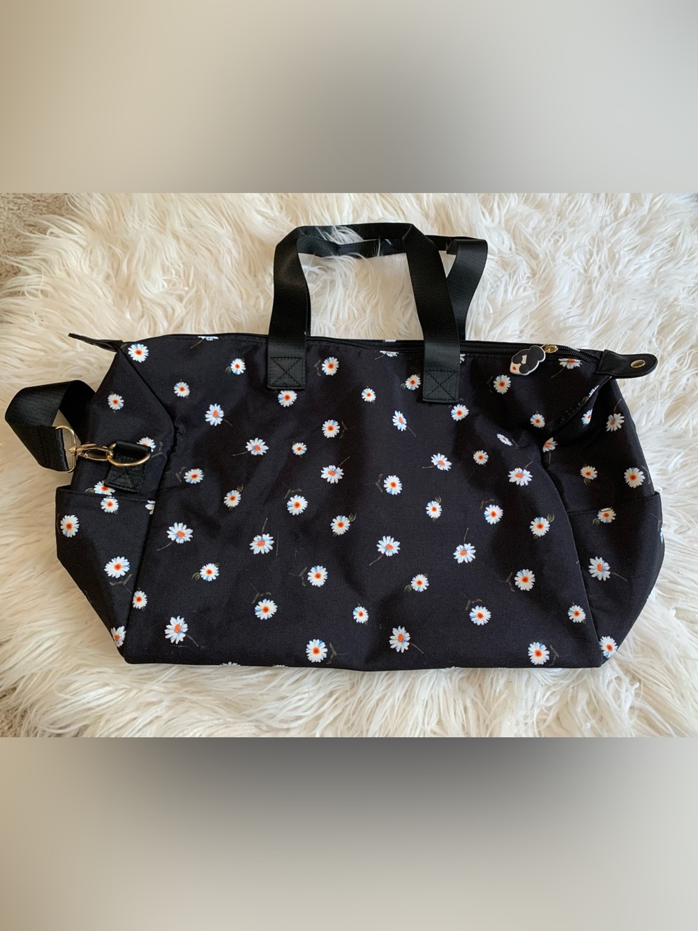 Alice + Olivia Black Daisy Print Duffle Bag Black White One Size